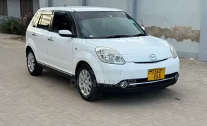 Mazda Verisa 2007 White