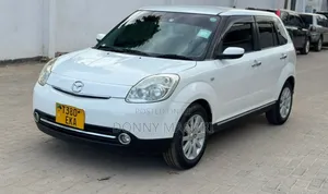 Mazda Verisa 2007 White