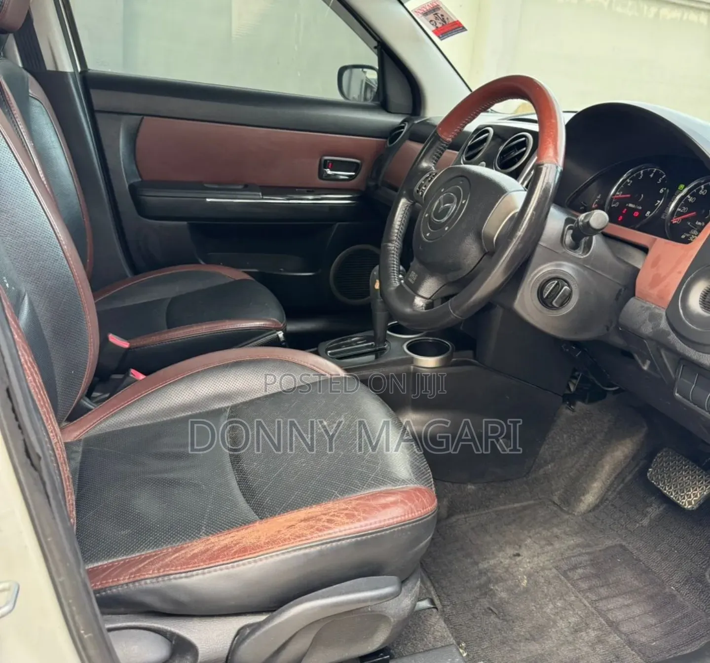 Mazda Verisa 2007 White