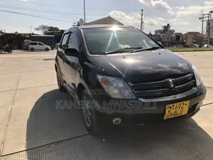 Toyota IST 2003 Black