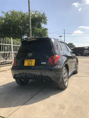 Toyota IST 2003 Black