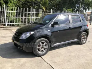 Toyota IST 2003 Black