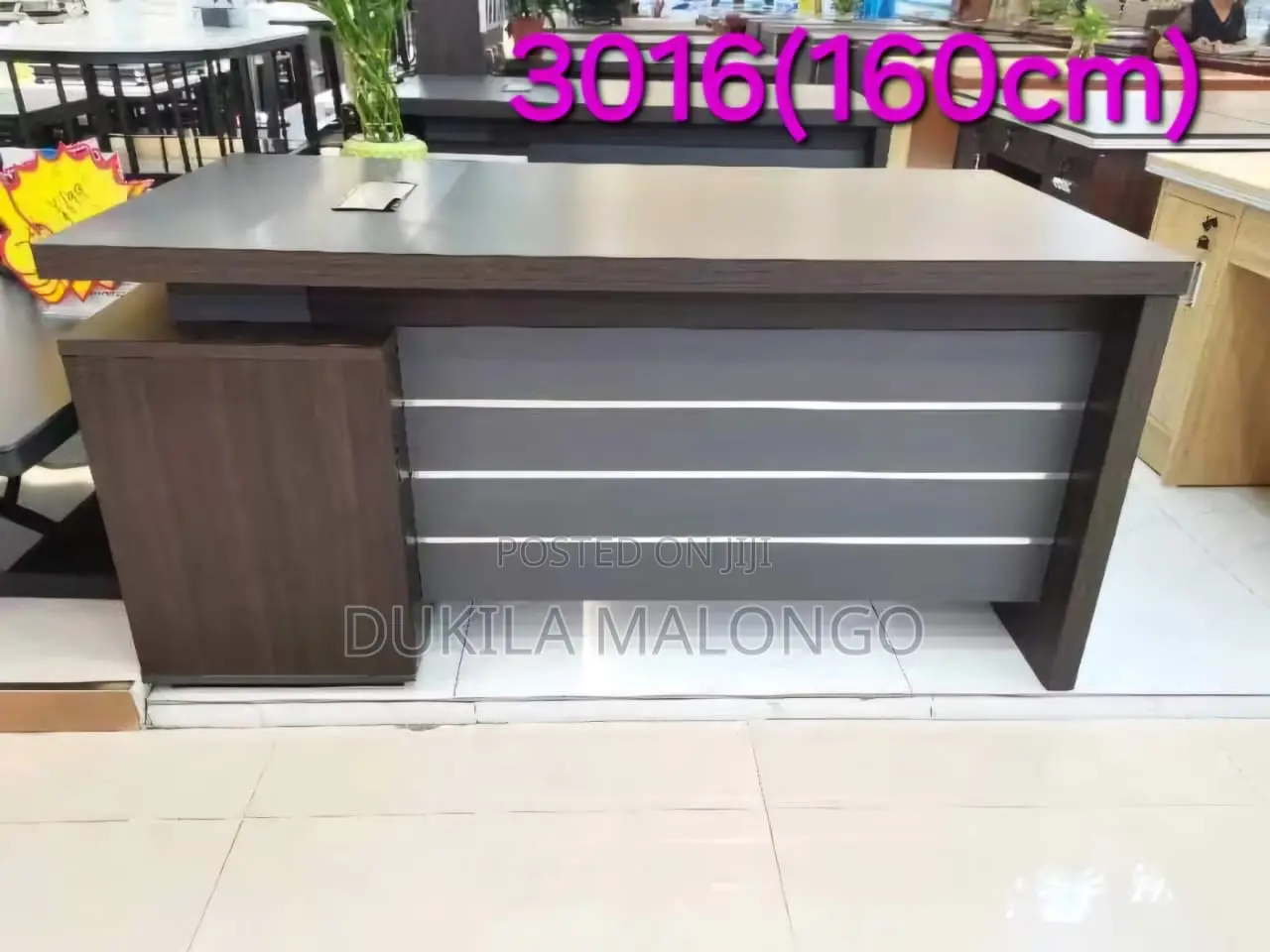 Meza Ya Office Safi Sana Harafu Ngumu Mno Cm 160 Kwa 70