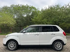 Mazda Verisa 2009 White