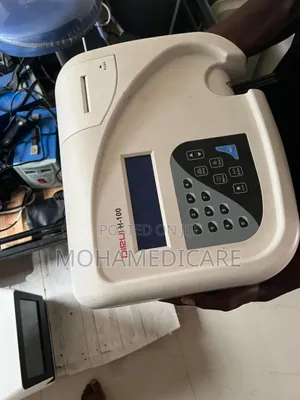 Dirui H-100 Urine Analyzer