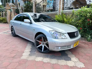 Toyota Crown 2006 Silver