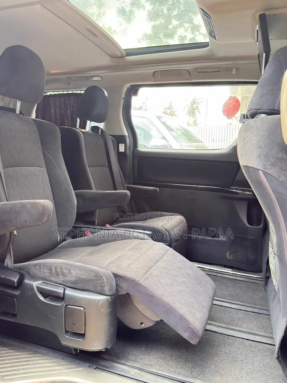 Toyota Alphard 2009 Black