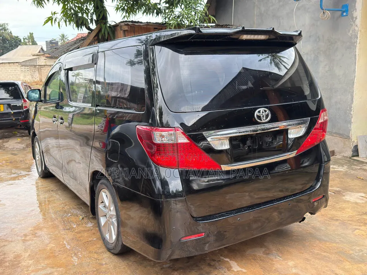 Toyota Alphard 2009 Black