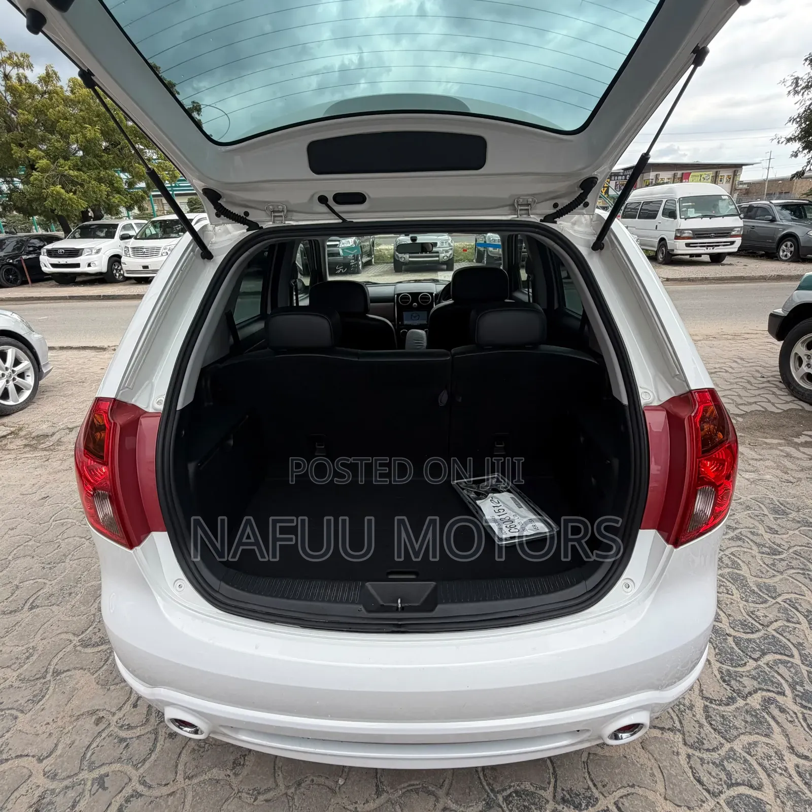 Mazda Verisa 2007 White