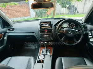 Mercedes-Benz C-Class 2007 Silver