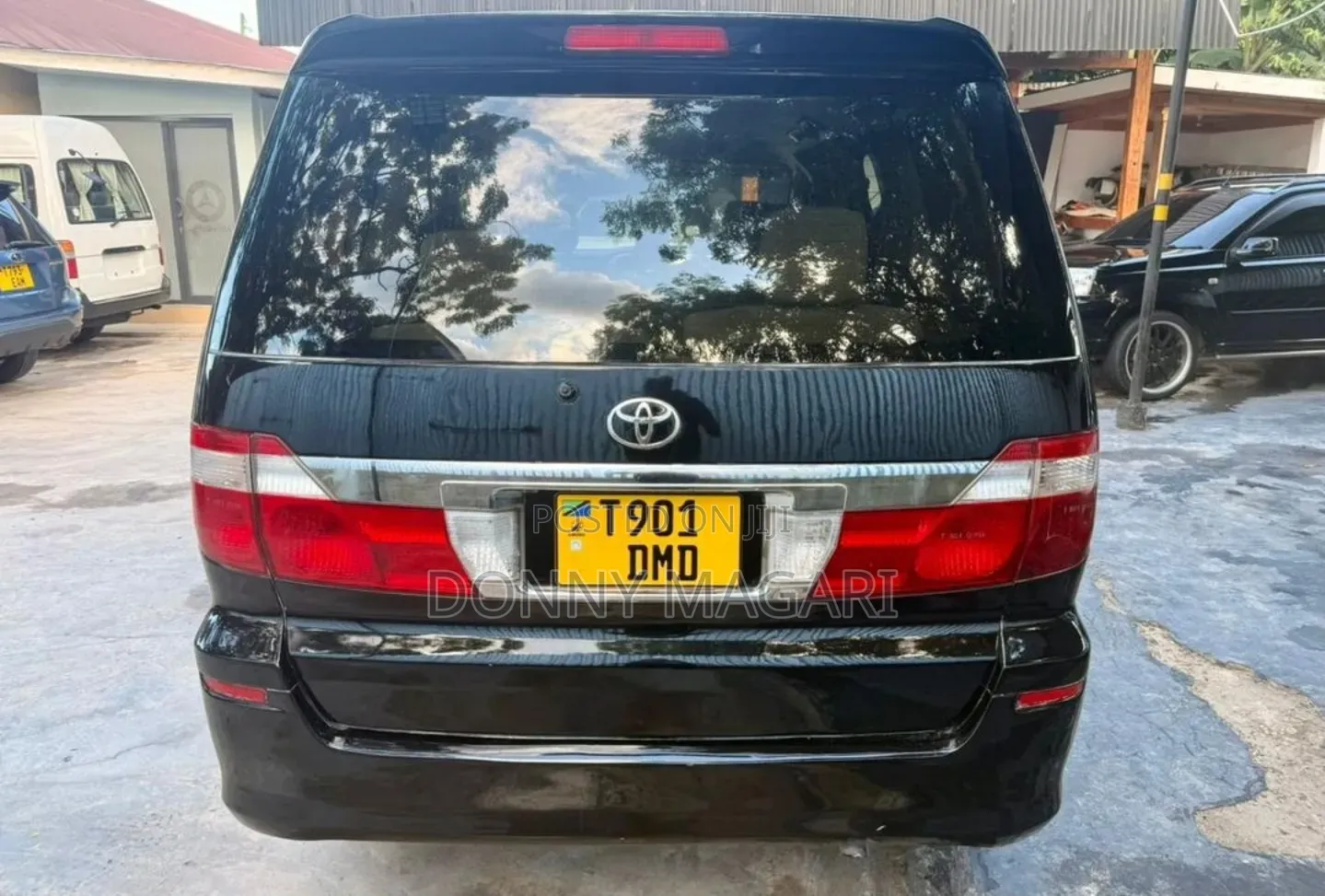 Toyota Alphard 2005 Black