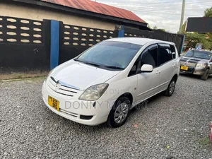 Toyota Corolla Spacio 2005 White
