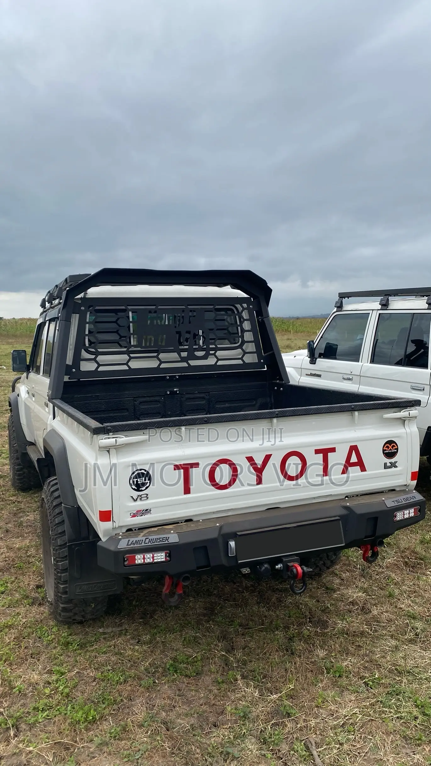 Toyota Land Cruiser 79 Series 2017 White