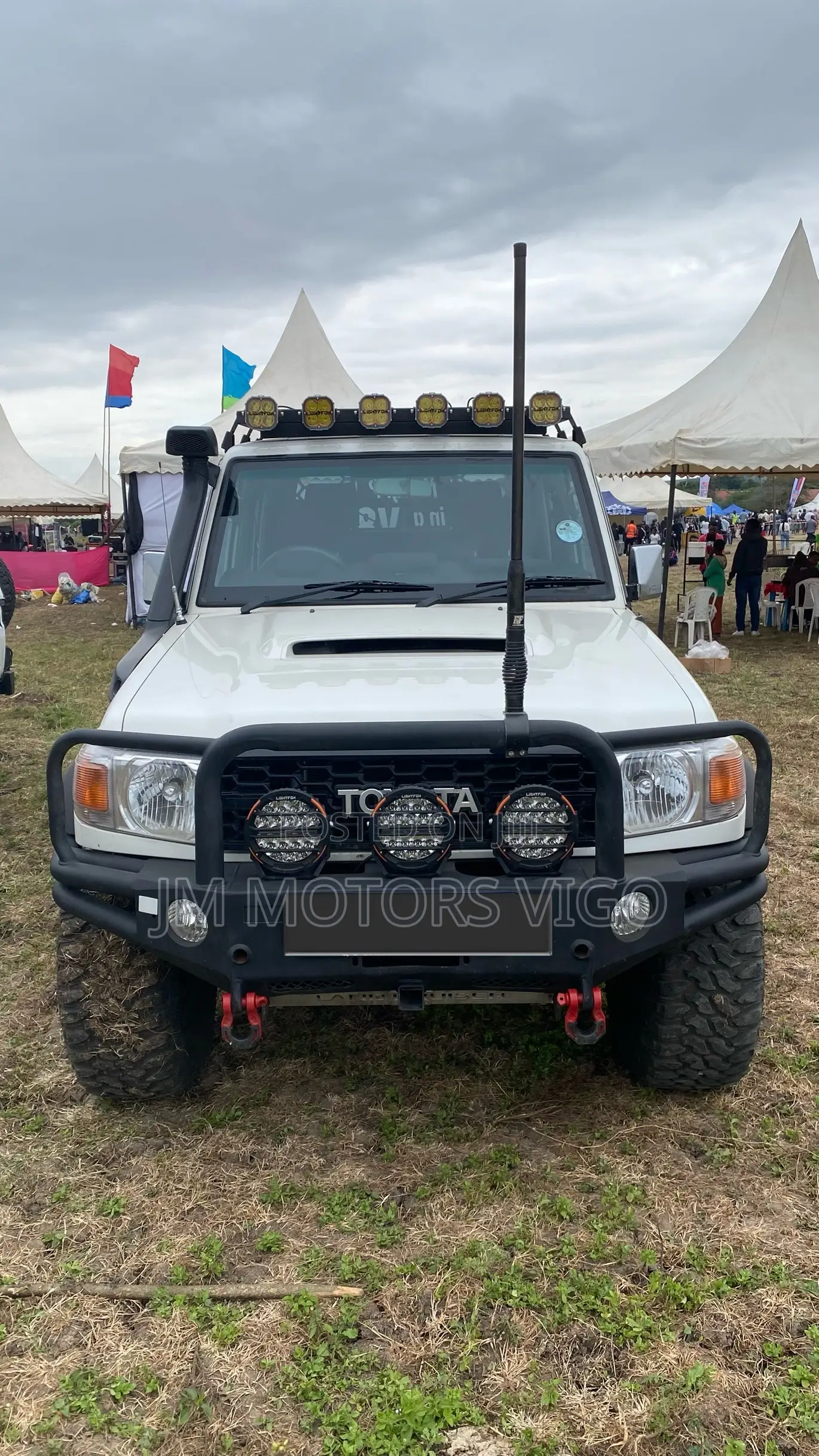 Toyota Land Cruiser 79 Series 2017 White