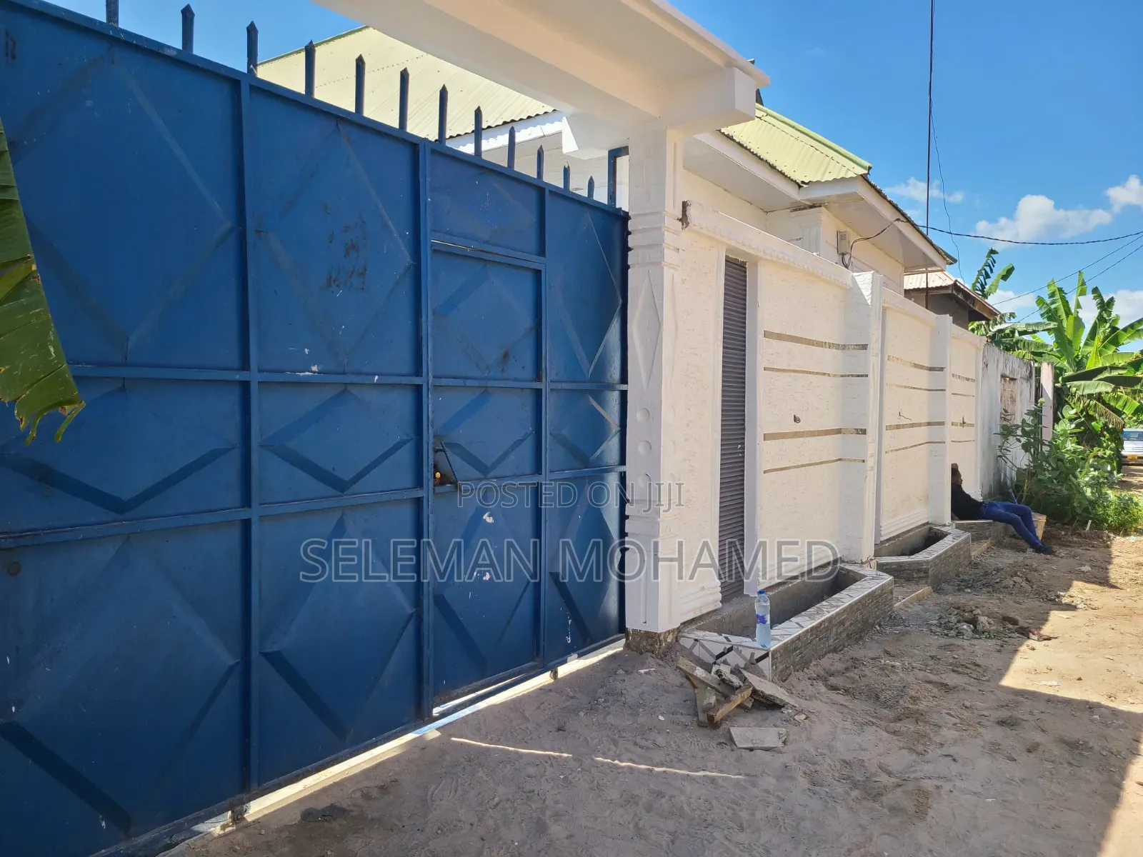 Furnished 4bdrm House in Biriani Real Estate, Chamazi for sale