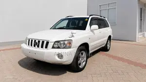 Toyota Kluger 2011 White