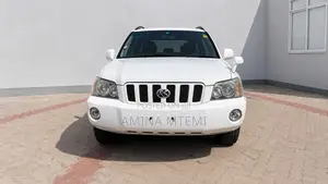 Toyota Kluger 2011 White