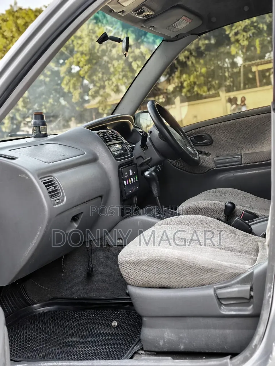 Suzuki Escudo 2005 Silver