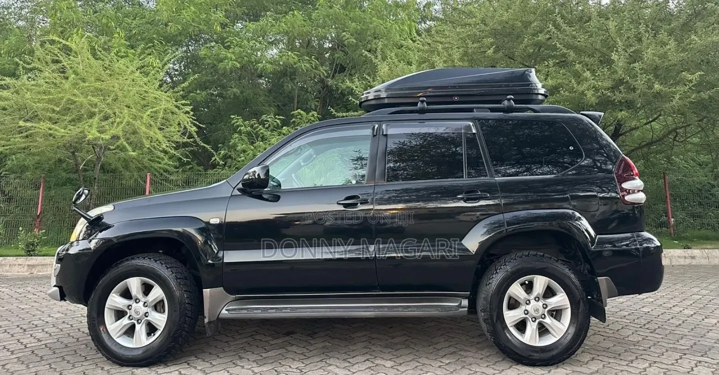 Toyota Land Cruiser Prado 2005 Black
