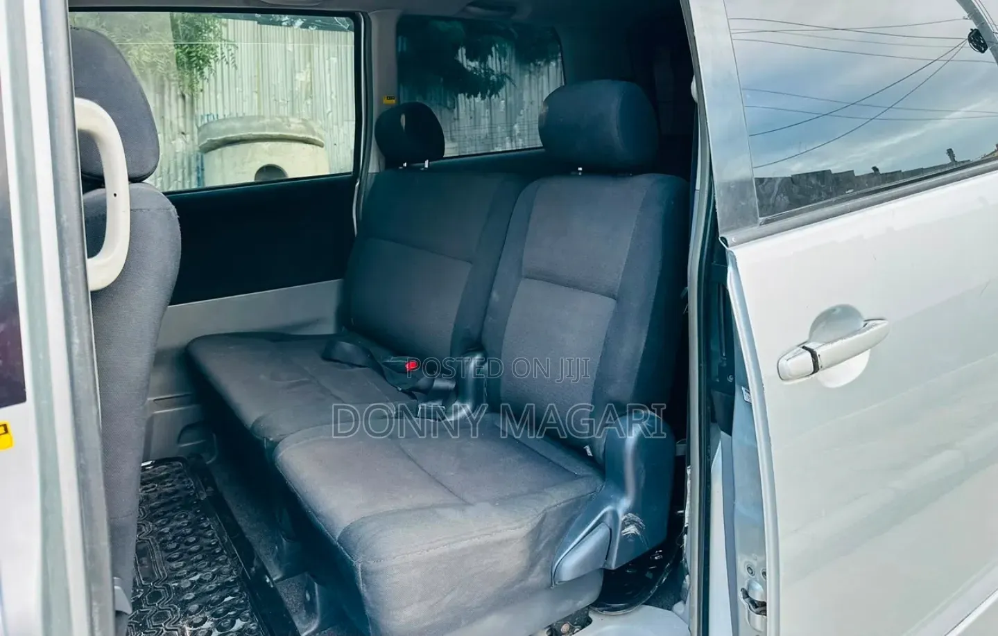 Toyota Noah 2008 Silver