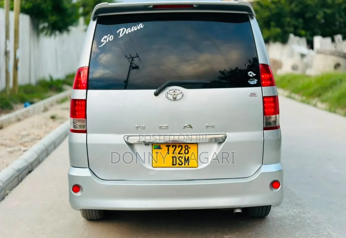 Toyota Noah 2008 Silver
