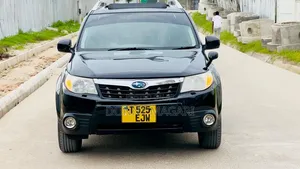 Subaru Forester 2010 Black