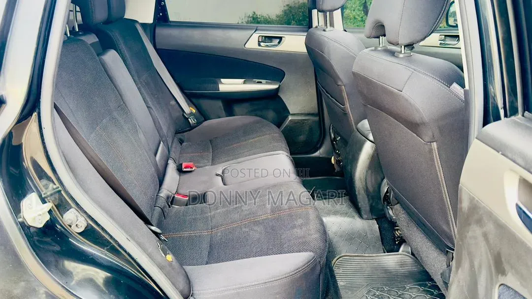 Subaru Forester 2010 Black