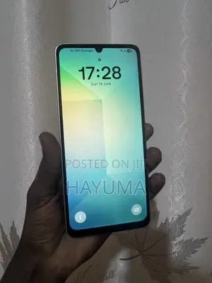 Samsung Galaxy A06 128 GB Gold