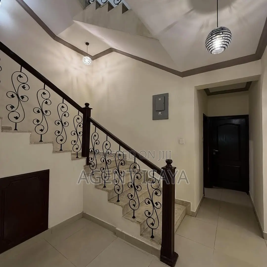 Furnished 4bdrm Apartment in Ada Estate for rent