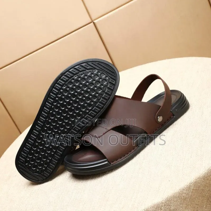 Sendo or Sandals Za Kiume Rangi Mbalimbali Clarks Brand