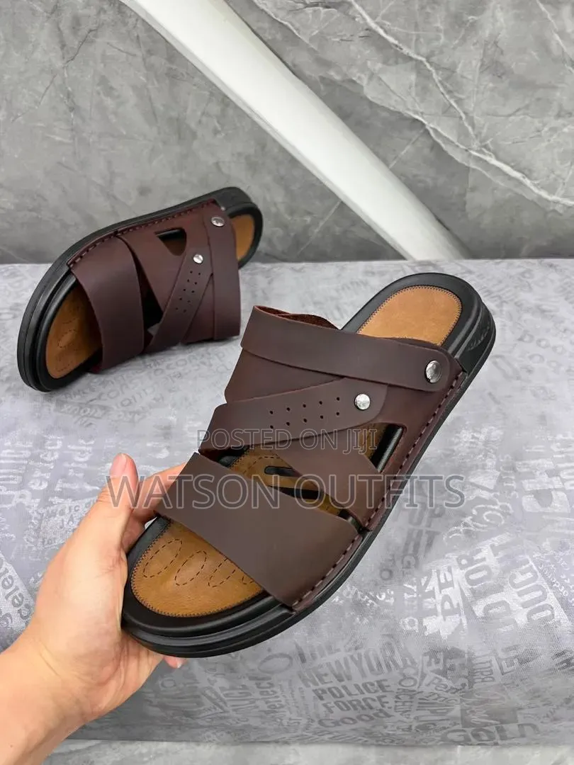 Sendo or Sandals Za Kiume Rangi Mbalimbali Clarks Brand