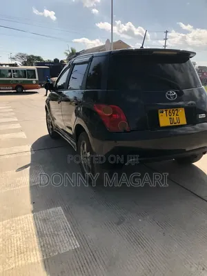 Toyota IST 2005 Black