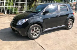 Toyota IST 2005 Black