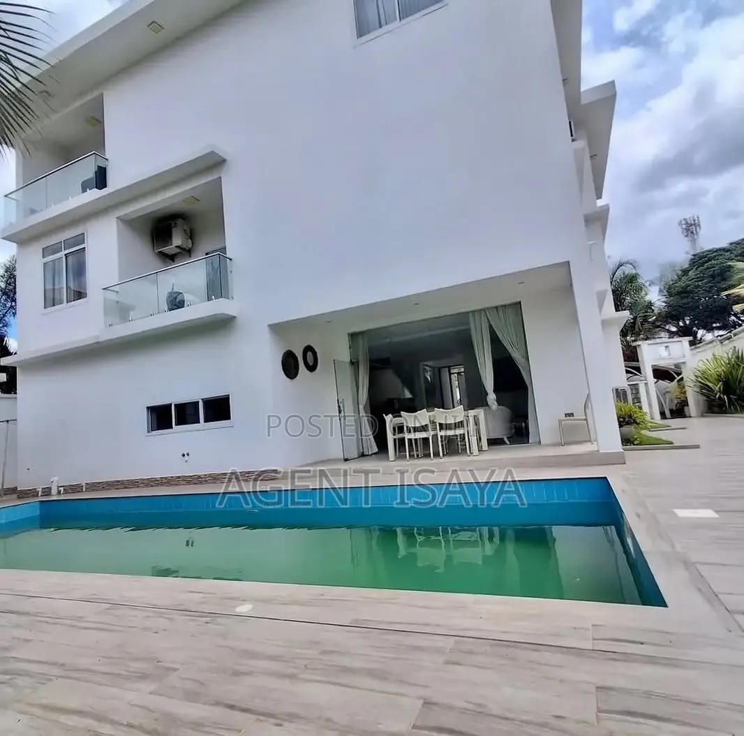 Furnished 8bdrm Apartment in Ada Estate for rent