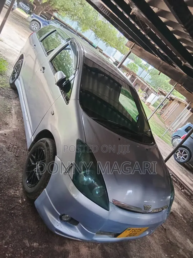 Toyota Wish 2007 Silver
