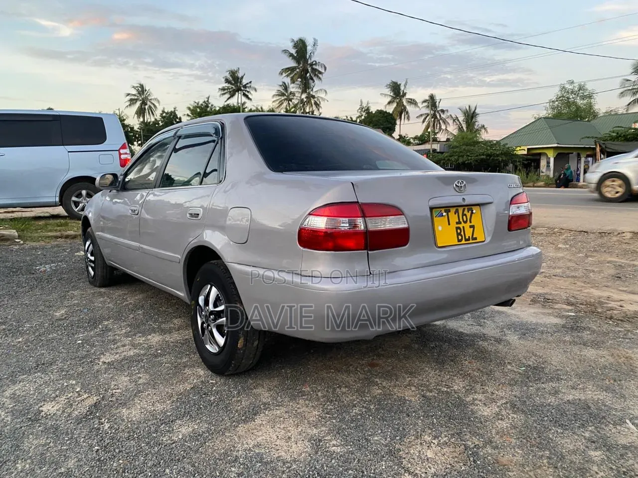 Toyota Corolla 2000 Gray