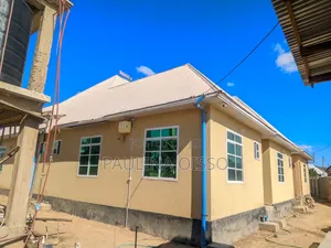 Furnished 18bdrm House in Royaltour Lodge, Zanka for sale