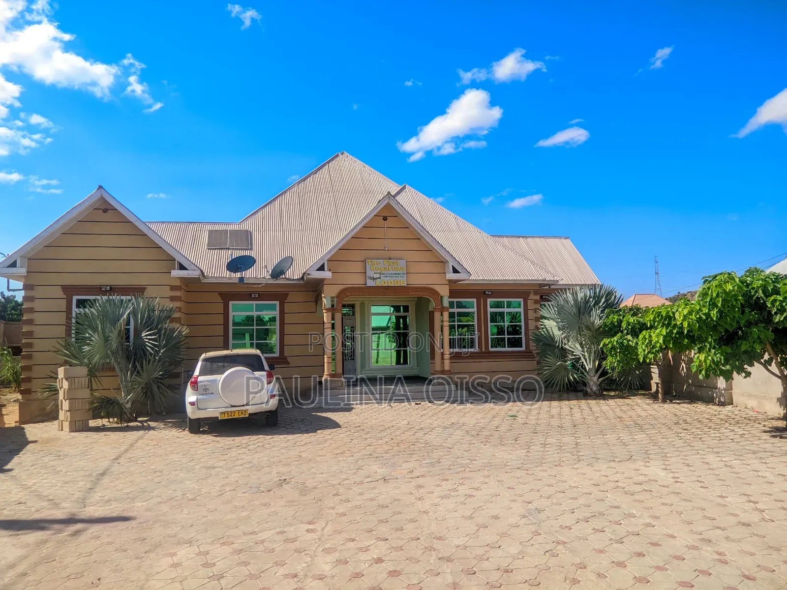 Furnished 18bdrm House in Royaltour Lodge, Zanka for sale