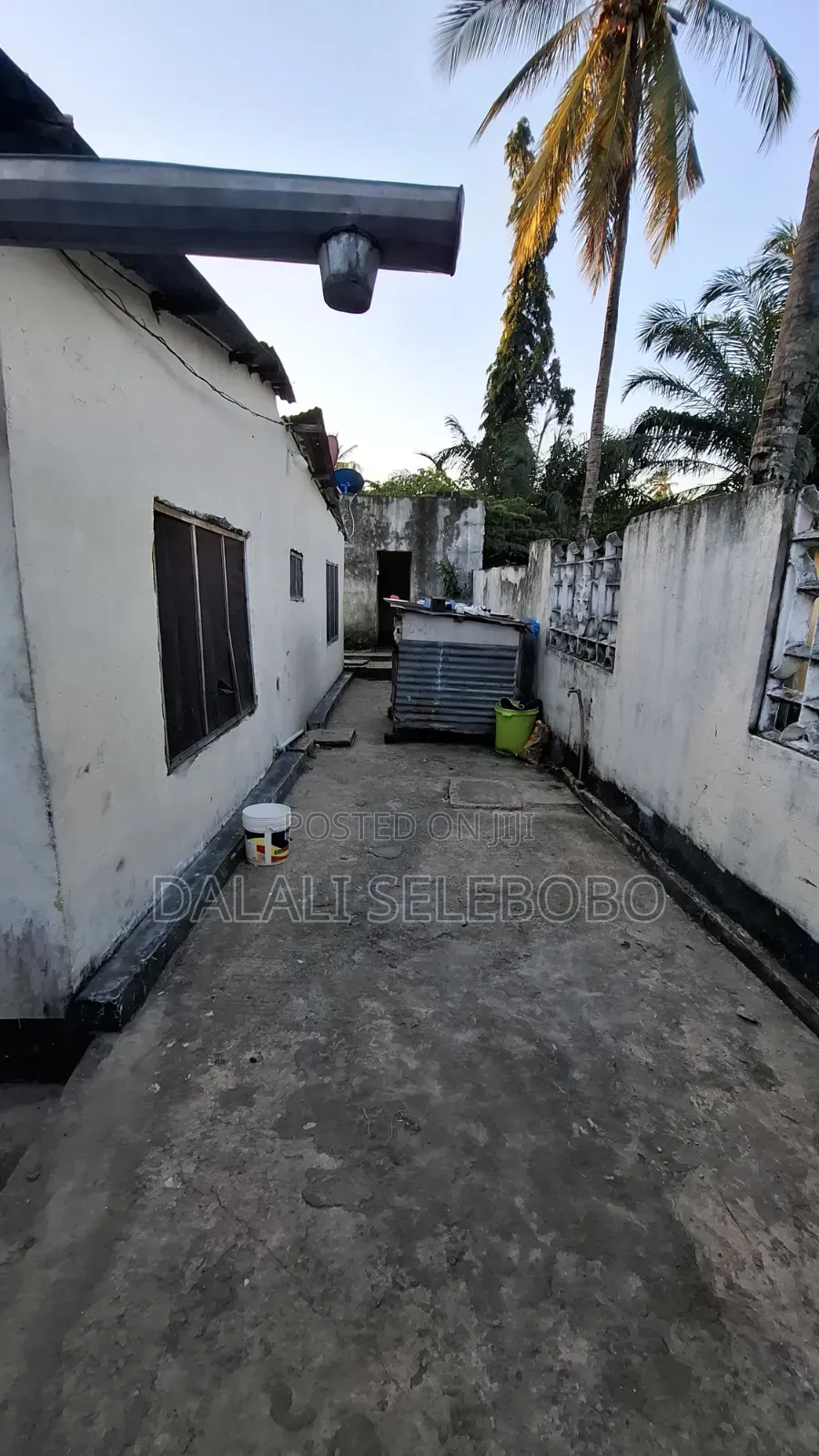 Plot Sale at Kimara Coner