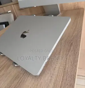 New Laptop Apple MacBook Air 2025 M4 16GB Apple M4 SSD 512GB