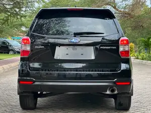 Subaru Forester 2014 Black
