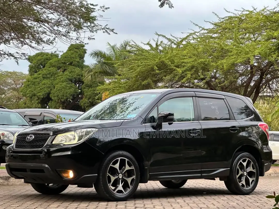 Subaru Forester 2014 Black