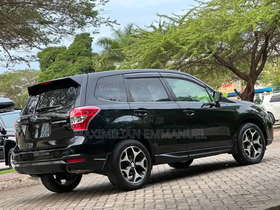 Subaru Forester 2014 Black