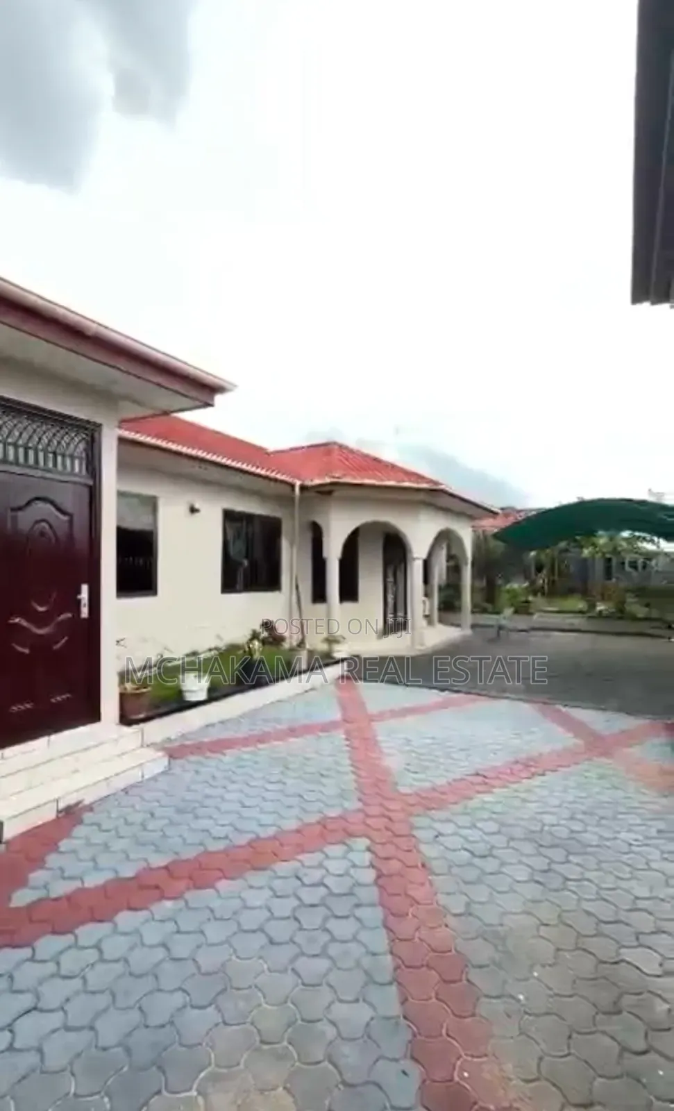 3bdrm House in Mchakama Real Estate, Mbweni for sale