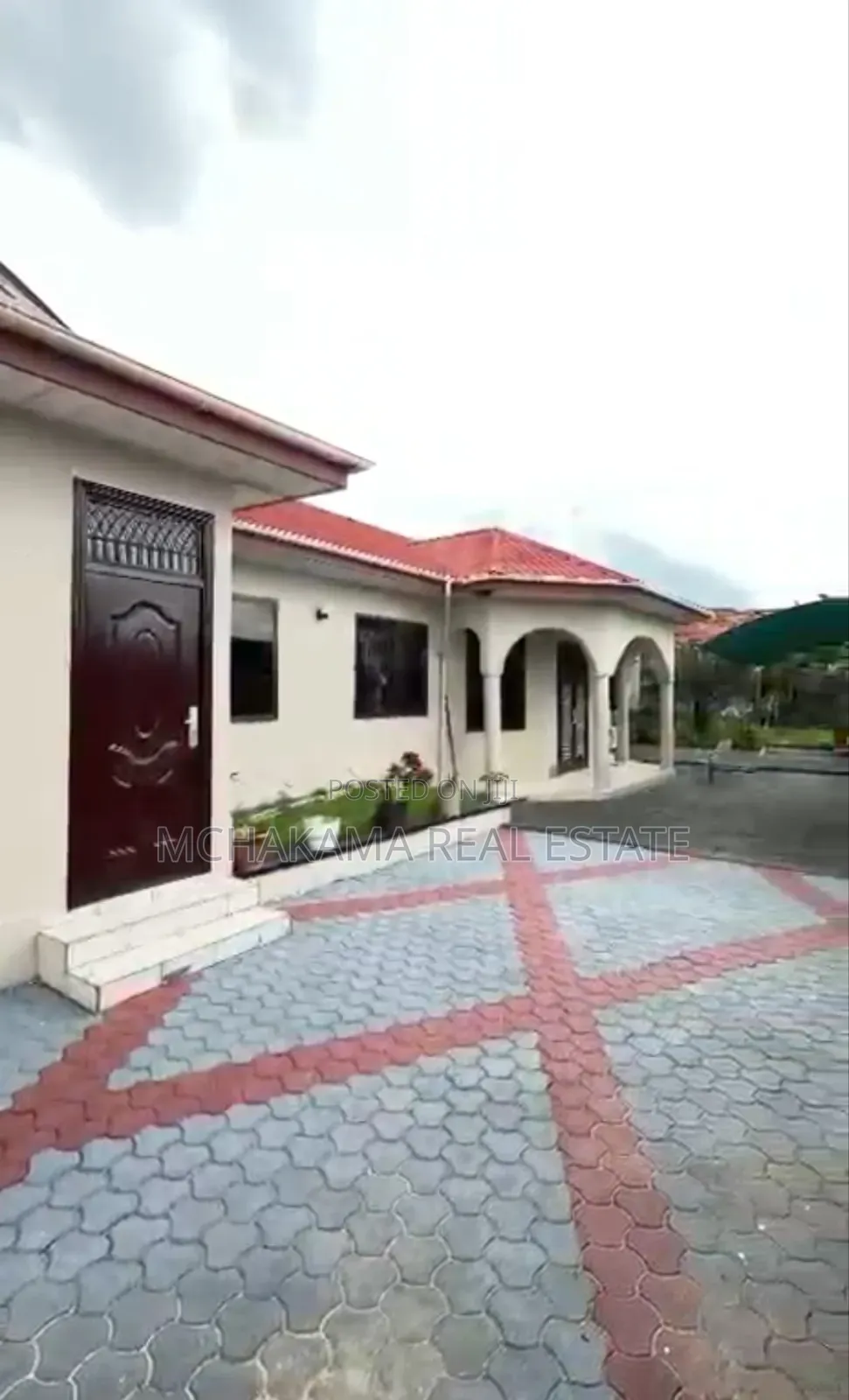 3bdrm House in Mchakama Real Estate, Mbweni for sale