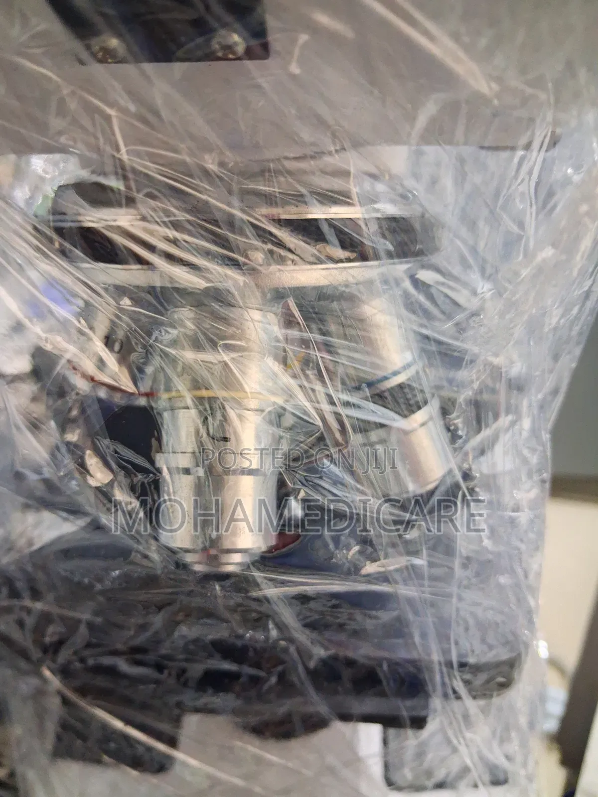 Compound Optical Microscope (Biological Microscope)