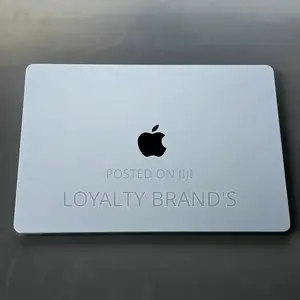 New Laptop Apple MacBook Air 2024 M3 8GB Apple M3 SSD 256GB
