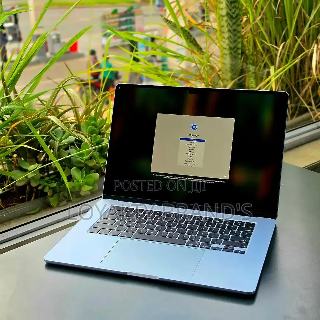 New Laptop Apple MacBook Air 2020 M1 8GB Apple M1 SSD 256GB