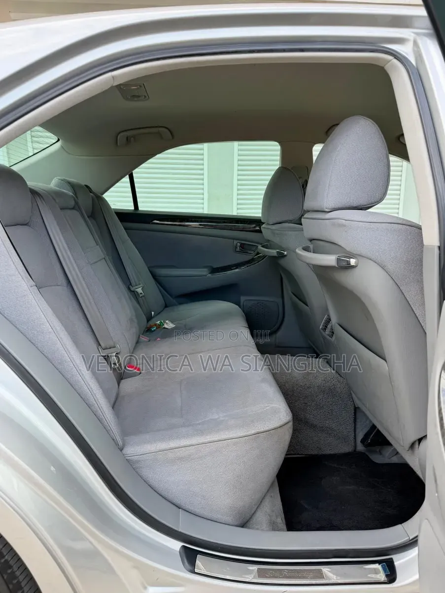 Toyota Crown 2004