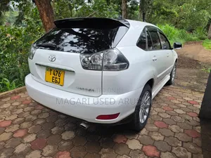Toyota Harrier 2007 White